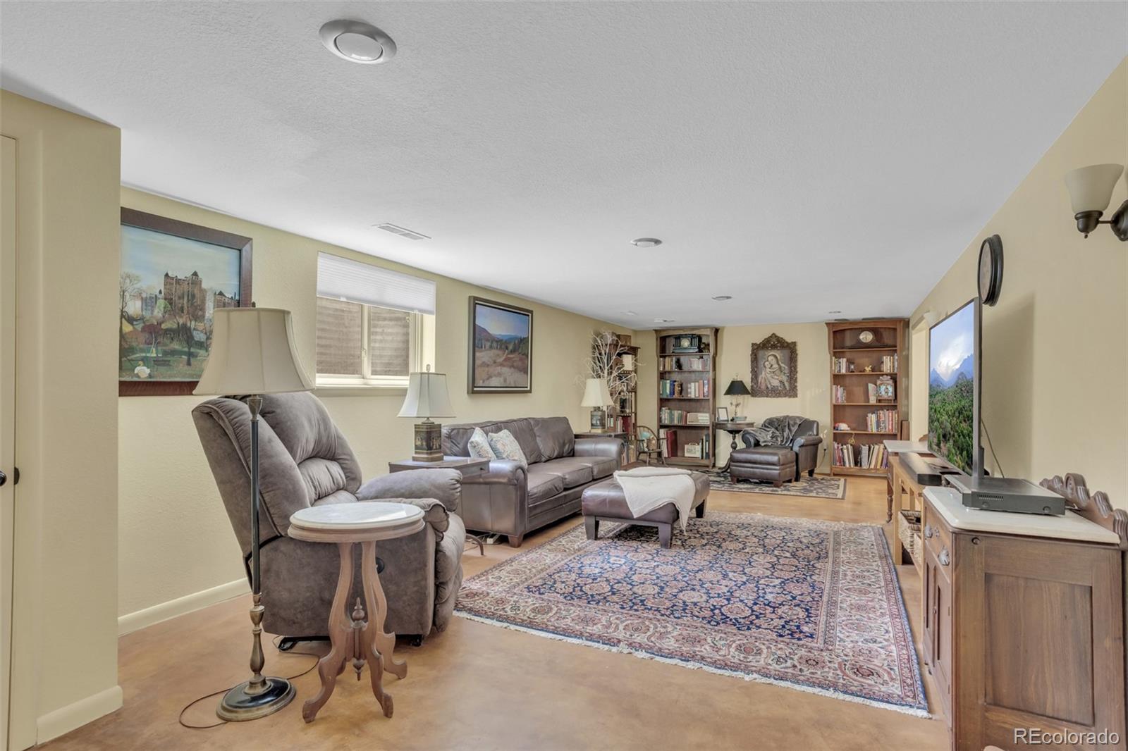 Boulder, Colorado, 80302, United States, 5 Bedrooms Bedrooms, ,2 BathroomsBathrooms,Residential,Active,2041751