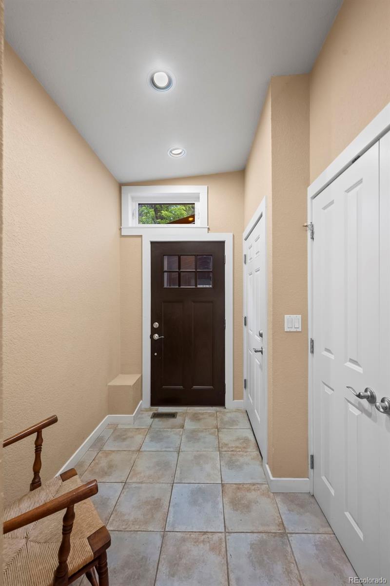 Boulder, Colorado, 80301, United States, 5 Bedrooms Bedrooms, ,4 BathroomsBathrooms,Residential,Active,1944111
