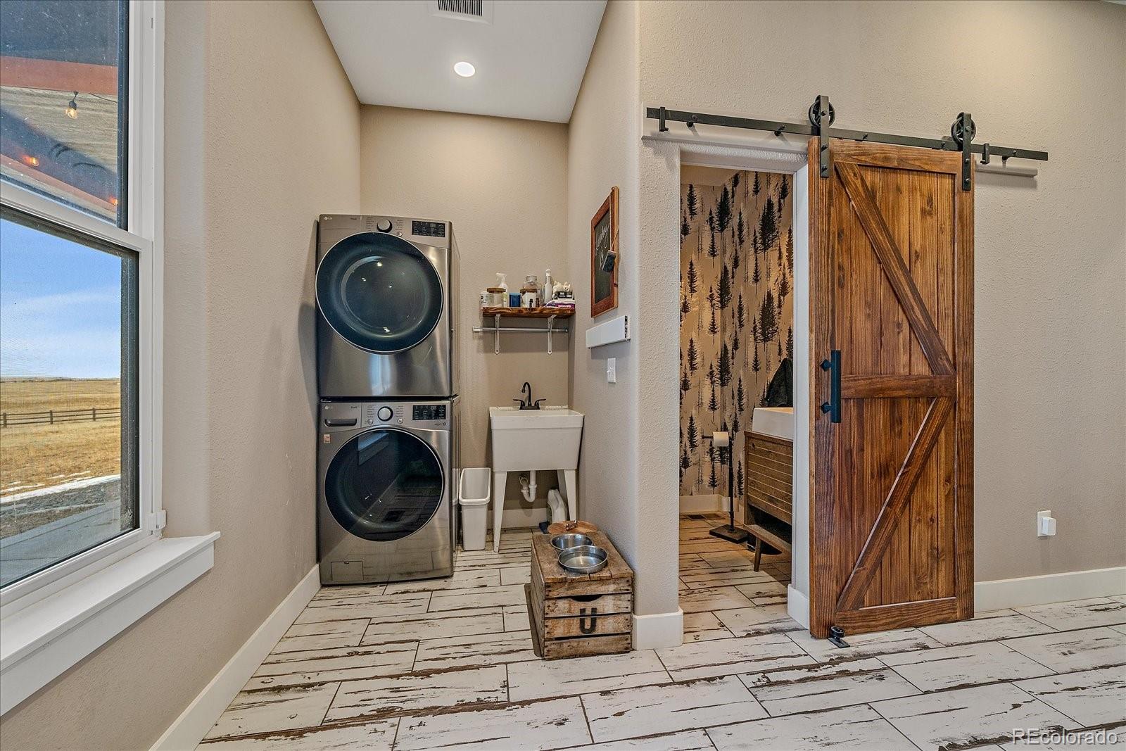 Elbert, Colorado, 80106, United States, 4 Bedrooms Bedrooms, ,4 BathroomsBathrooms,Residential,Active,2011437