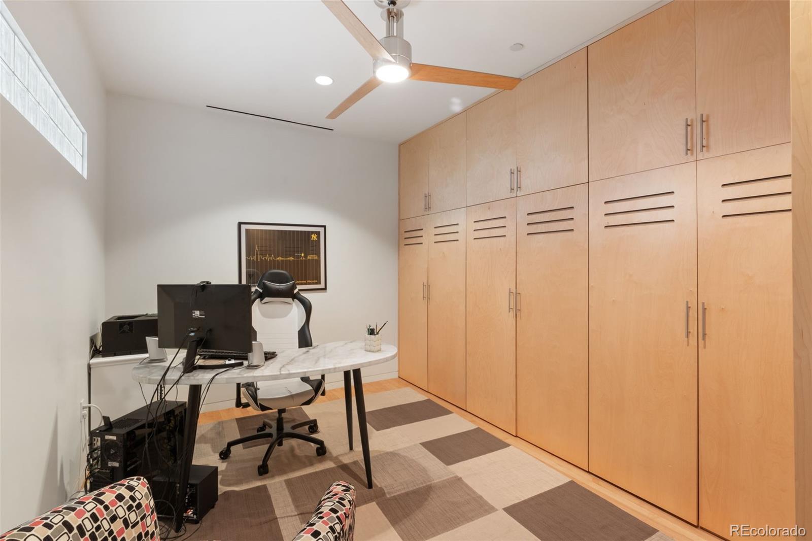 Colorado Springs, Colorado, 80903, United States, 3 Bedrooms Bedrooms, ,3 BathroomsBathrooms,Residential,Active,2010554