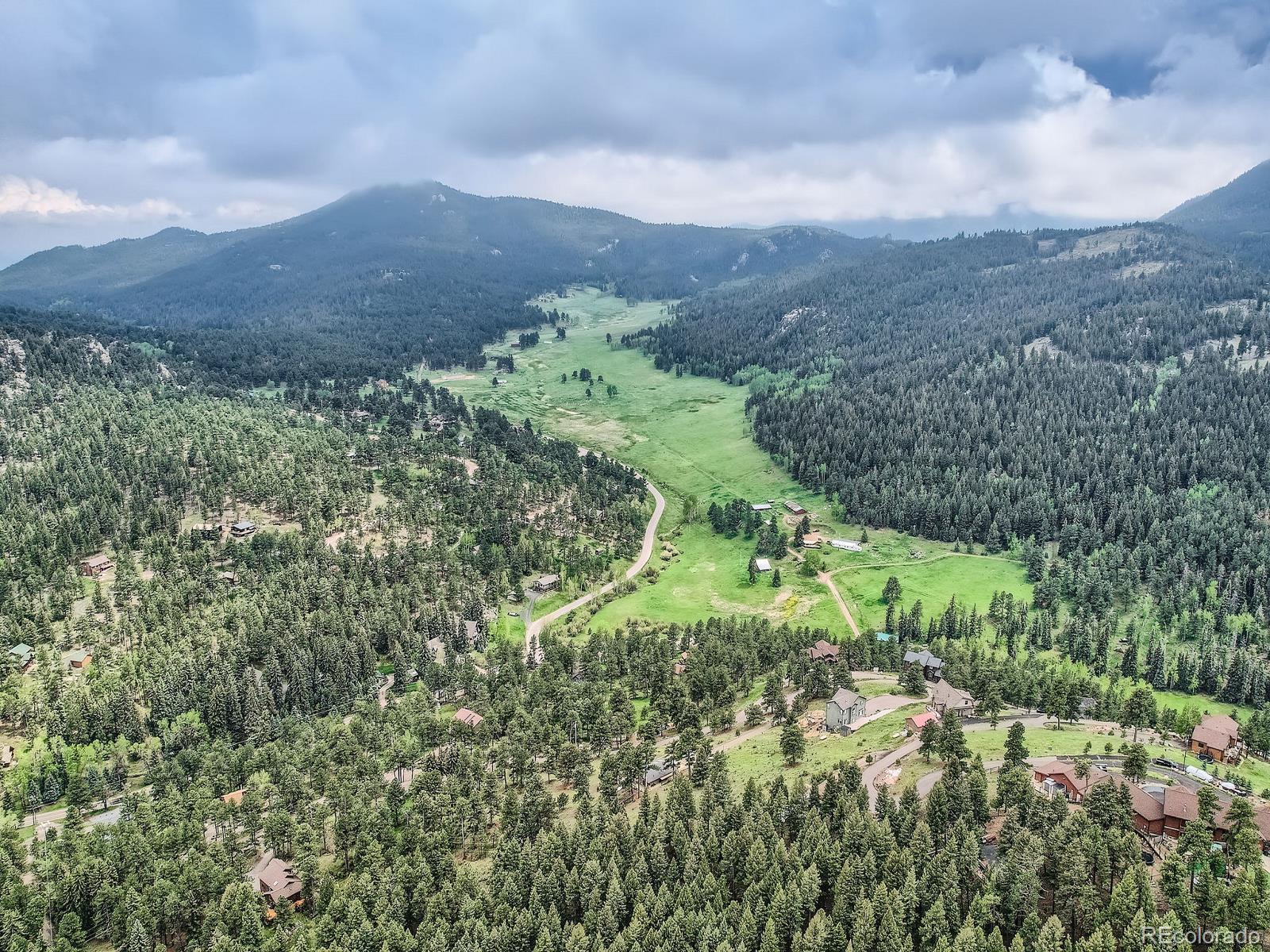 Evergreen, Colorado, 80439, United States, 3 Bedrooms Bedrooms, ,3 BathroomsBathrooms,Residential,Active,1843427