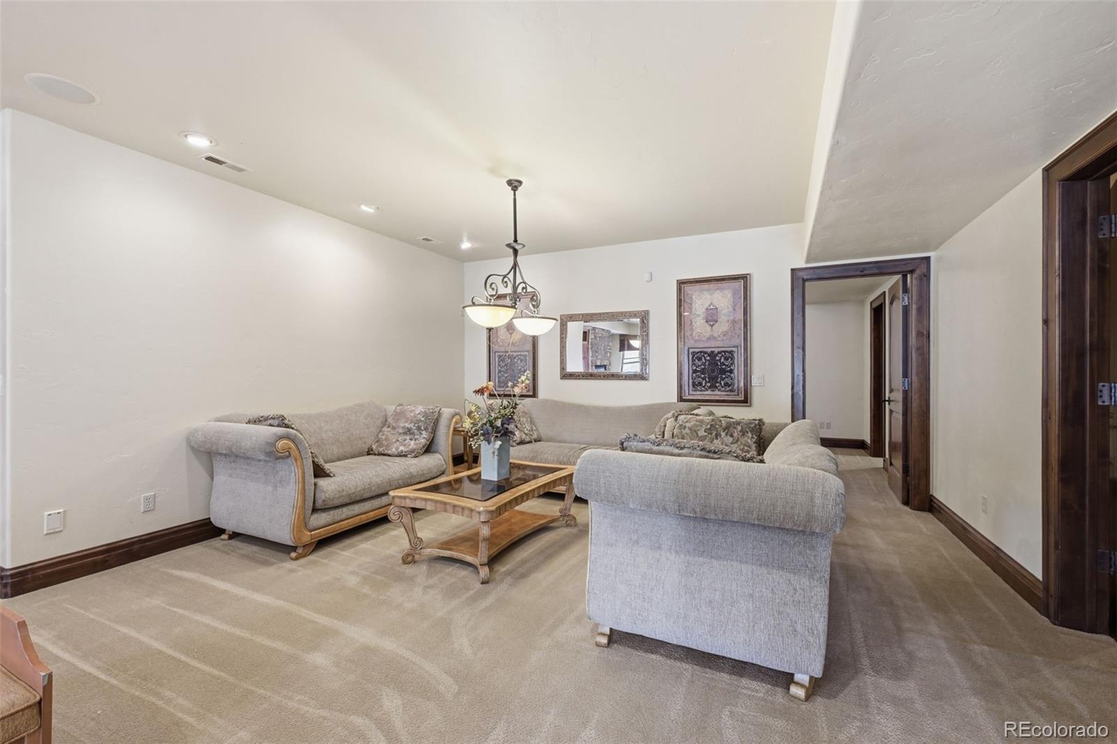 Colorado Springs, Colorado, 80906, United States, 4 Bedrooms Bedrooms, ,6 BathroomsBathrooms,Residential,Active,2043811