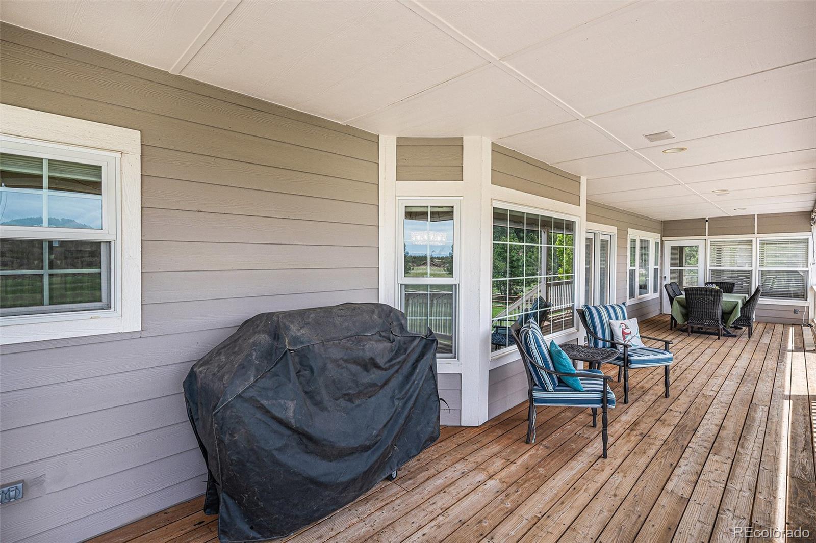 Franktown, Colorado, 80116, United States, 5 Bedrooms Bedrooms, ,5 BathroomsBathrooms,Residential,Active,1962183