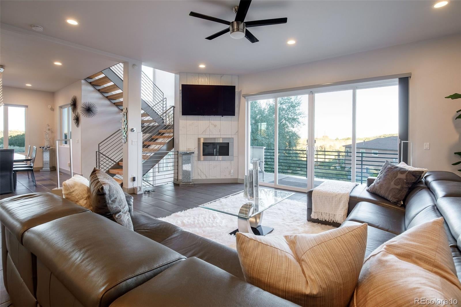 Manitou Springs, Colorado, 80829, United States, 3 Bedrooms Bedrooms, ,3 BathroomsBathrooms,Residential,Active,1969631