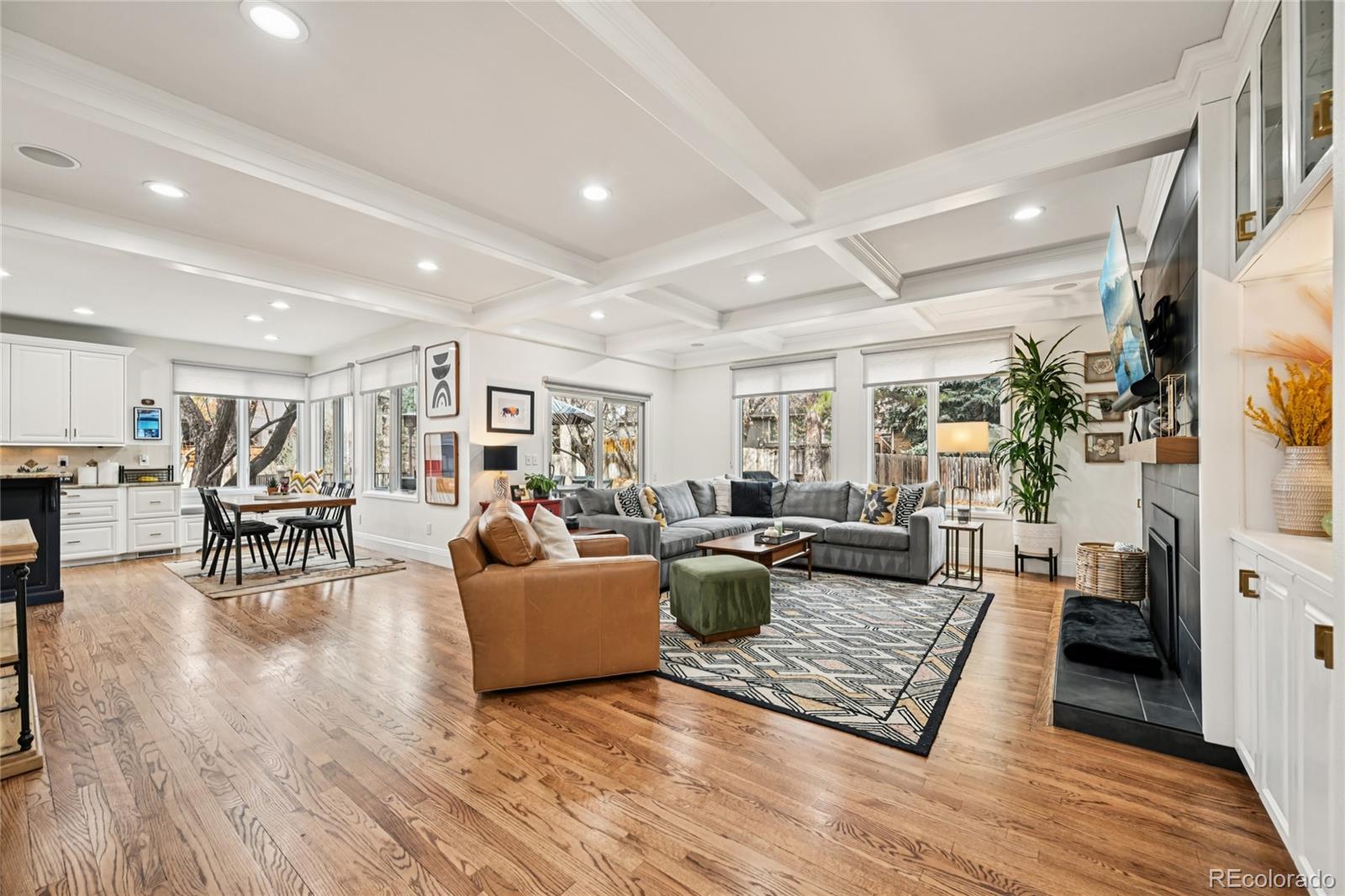 Centennial, Colorado, 80122, United States, 6 Bedrooms Bedrooms, ,5 BathroomsBathrooms,Residential,Active,2009863