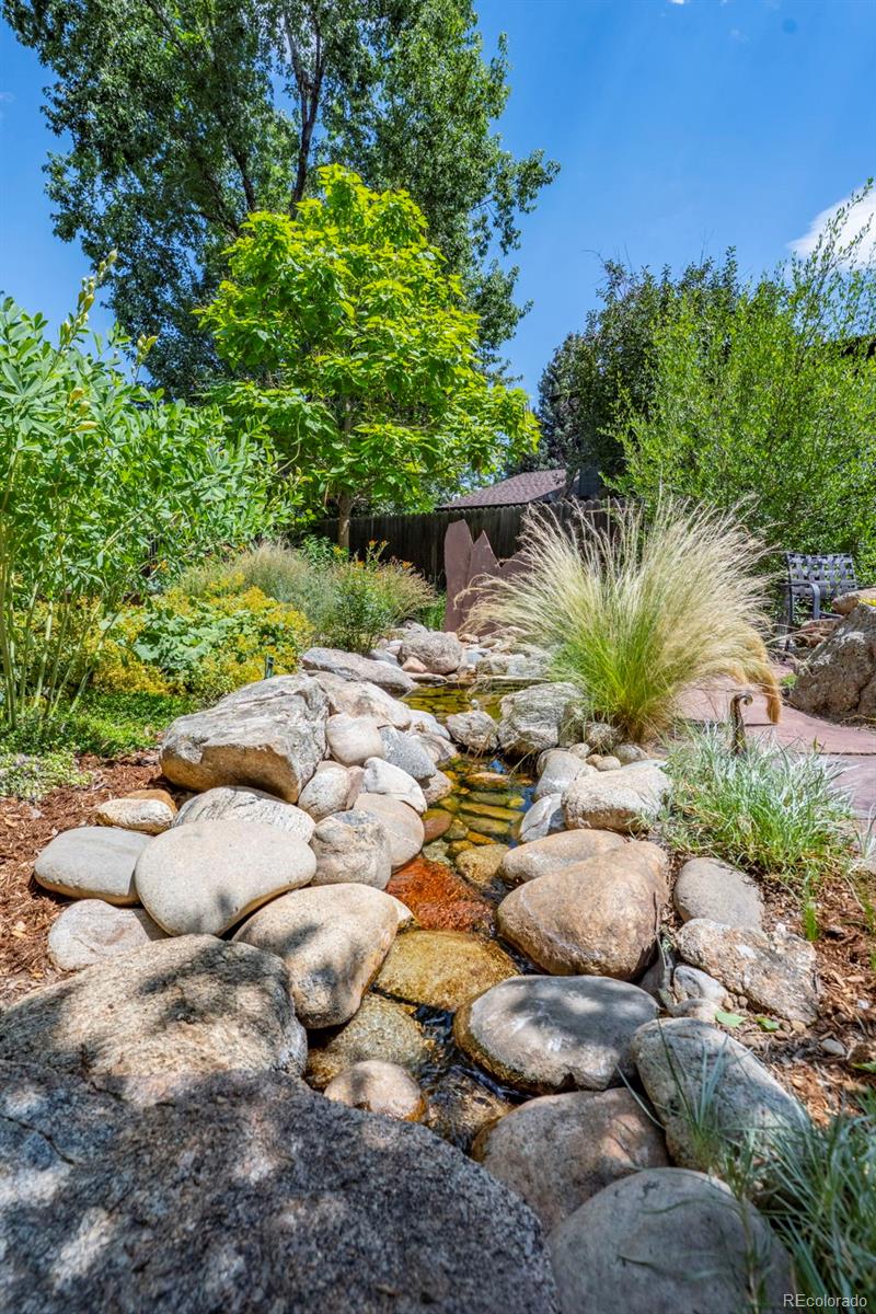 Boulder, Colorado, 80303, United States, 4 Bedrooms Bedrooms, ,3 BathroomsBathrooms,Residential,Contingent,1944054