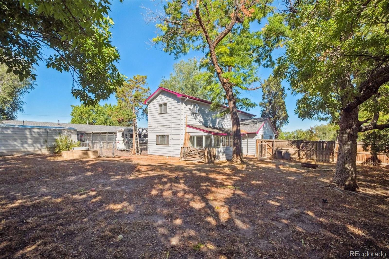 Lakewood, Colorado, 80227, United States, 3 Bedrooms Bedrooms, ,2 BathroomsBathrooms,Residential,Active,2043793