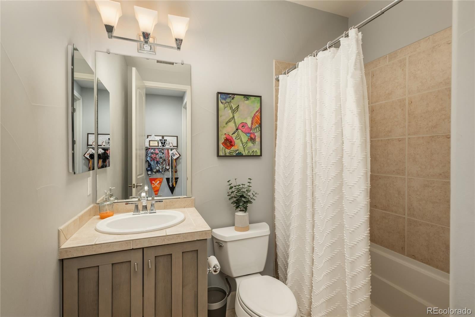 Highlands Ranch, Colorado, 80126, United States, 5 Bedrooms Bedrooms, ,7 BathroomsBathrooms,Residential,Active,2010899