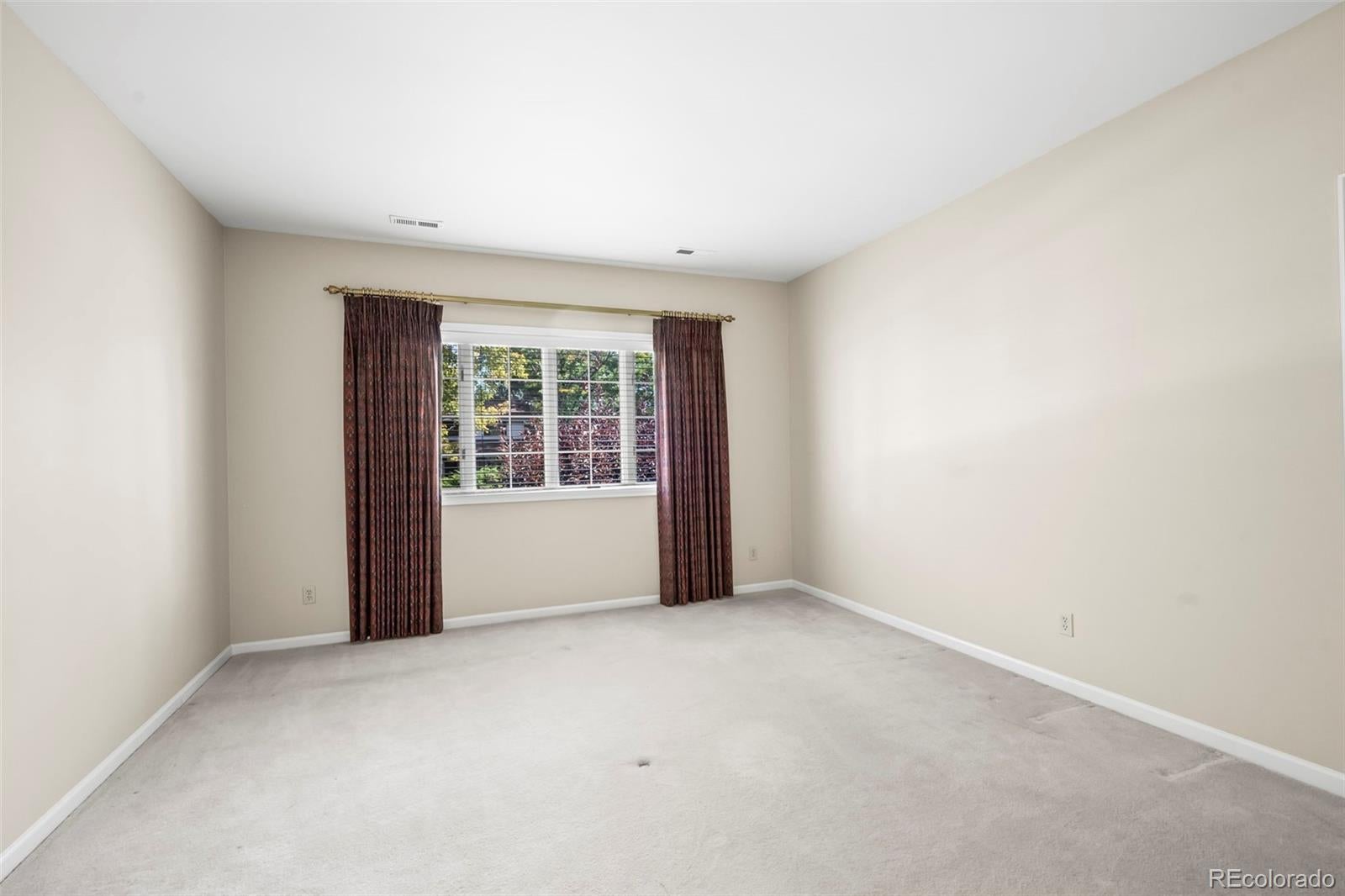 Boulder, Colorado, 80301, United States, 3 Bedrooms Bedrooms, ,4 BathroomsBathrooms,Residential,Active,1946522