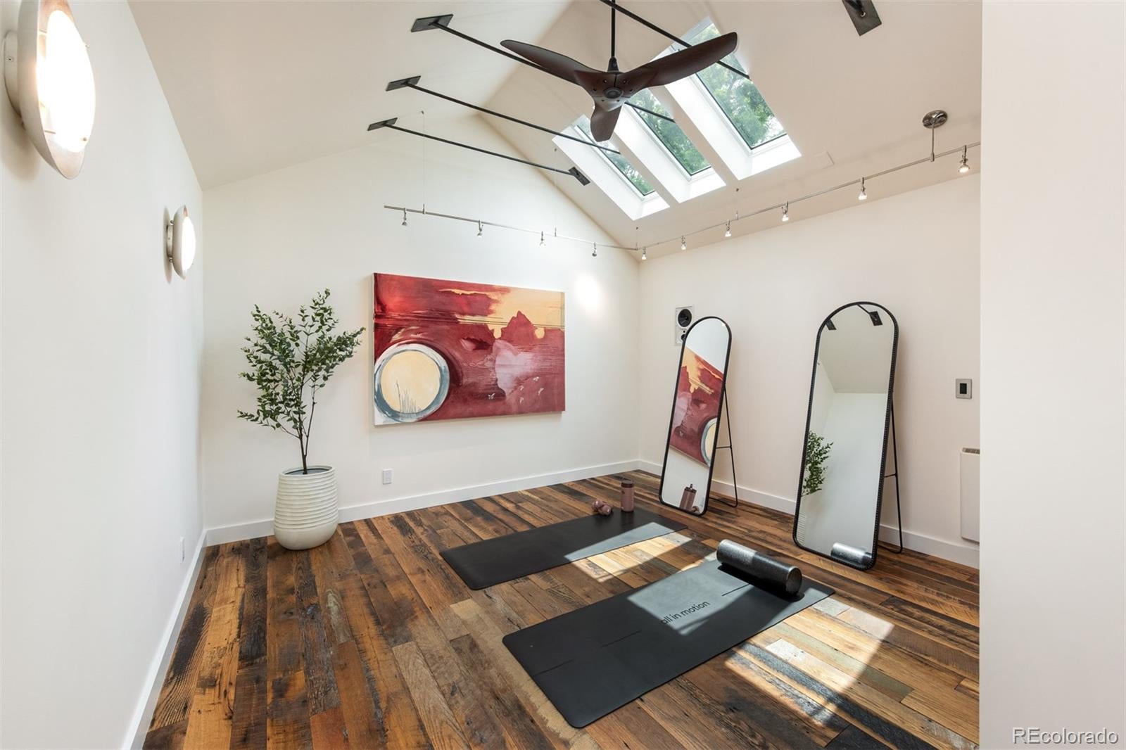 Boulder, Colorado, 80302, United States, 4 Bedrooms Bedrooms, ,5 BathroomsBathrooms,Residential,Active,1953427