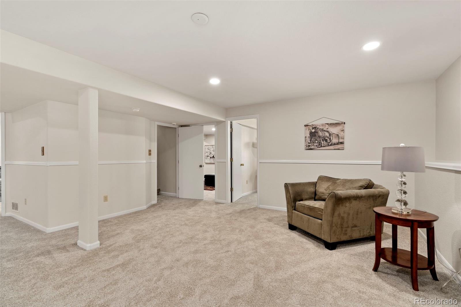 Loveland, Colorado, 80538, United States, 5 Bedrooms Bedrooms, ,3 BathroomsBathrooms,Residential,Active,1971794