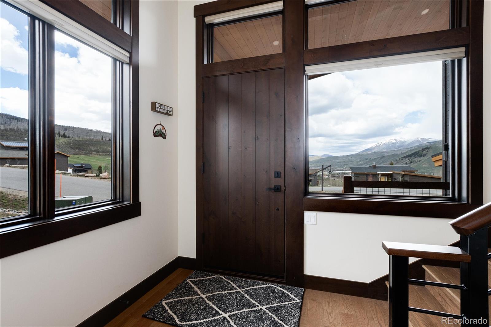 Silverthorne, Colorado, 80498, United States, 3 Bedrooms Bedrooms, ,3 BathroomsBathrooms,Residential,Active,1823934