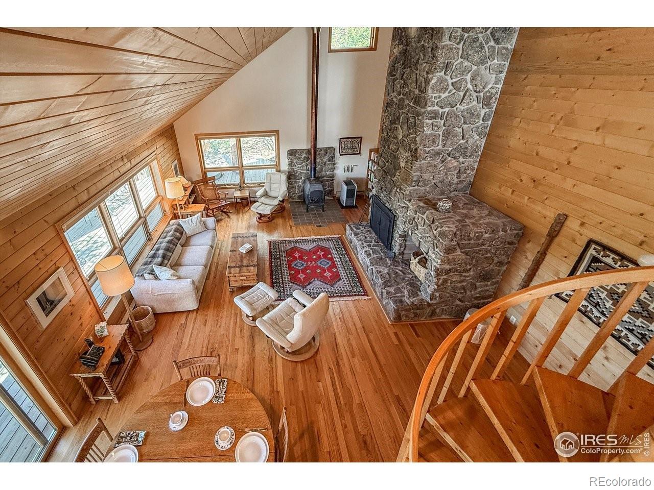 Lyons, Colorado, 80540, United States, 2 Bedrooms Bedrooms, ,2 BathroomsBathrooms,Residential,Active,1876840