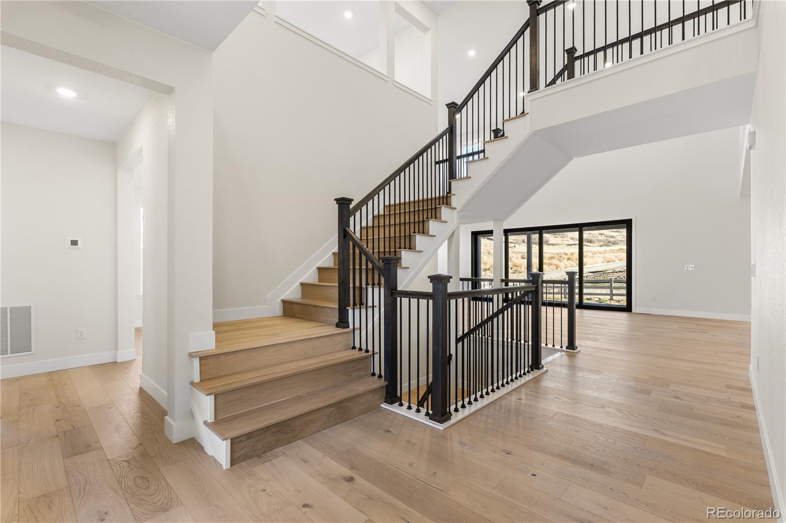 Lone Tree, Colorado, 80134, United States, 6 Bedrooms Bedrooms, ,7 BathroomsBathrooms,Residential,Active,1952989