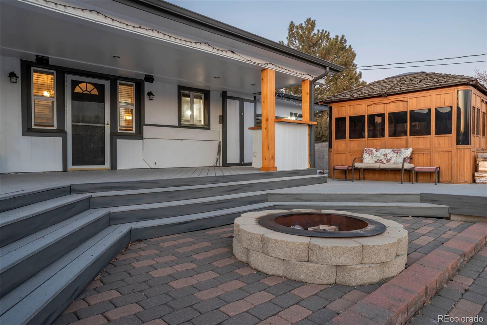 Westminster, Colorado, 80021, United States, 3 Bedrooms Bedrooms, ,4 BathroomsBathrooms,Residential,Contingent,1764464