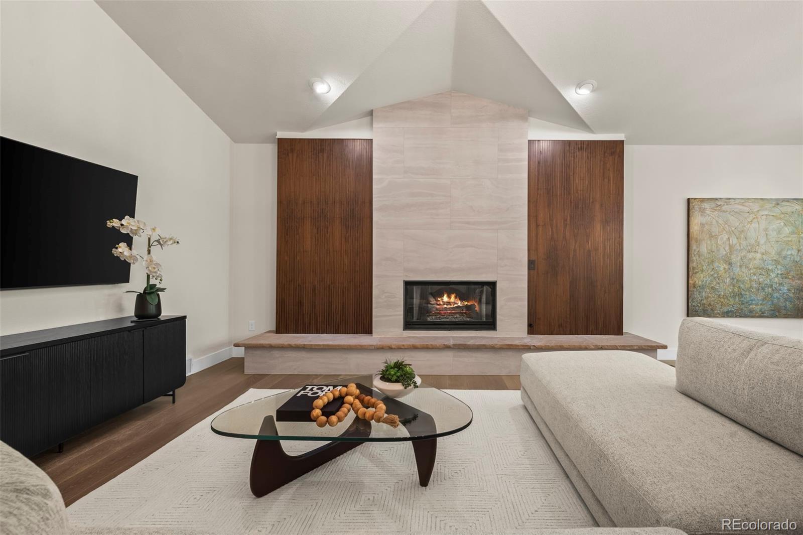 Boulder, Colorado, 80301, United States, 4 Bedrooms Bedrooms, ,4 BathroomsBathrooms,Residential,Active,1944061