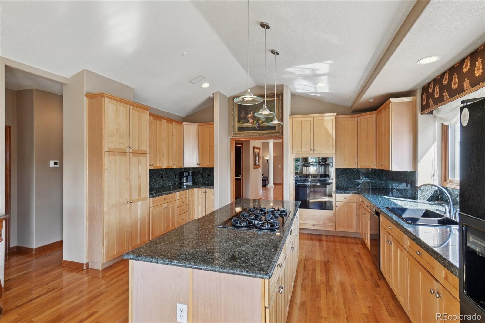 Larkspur, Colorado, 80118, United States, 5 Bedrooms Bedrooms, ,5 BathroomsBathrooms,Residential,Active,1914586