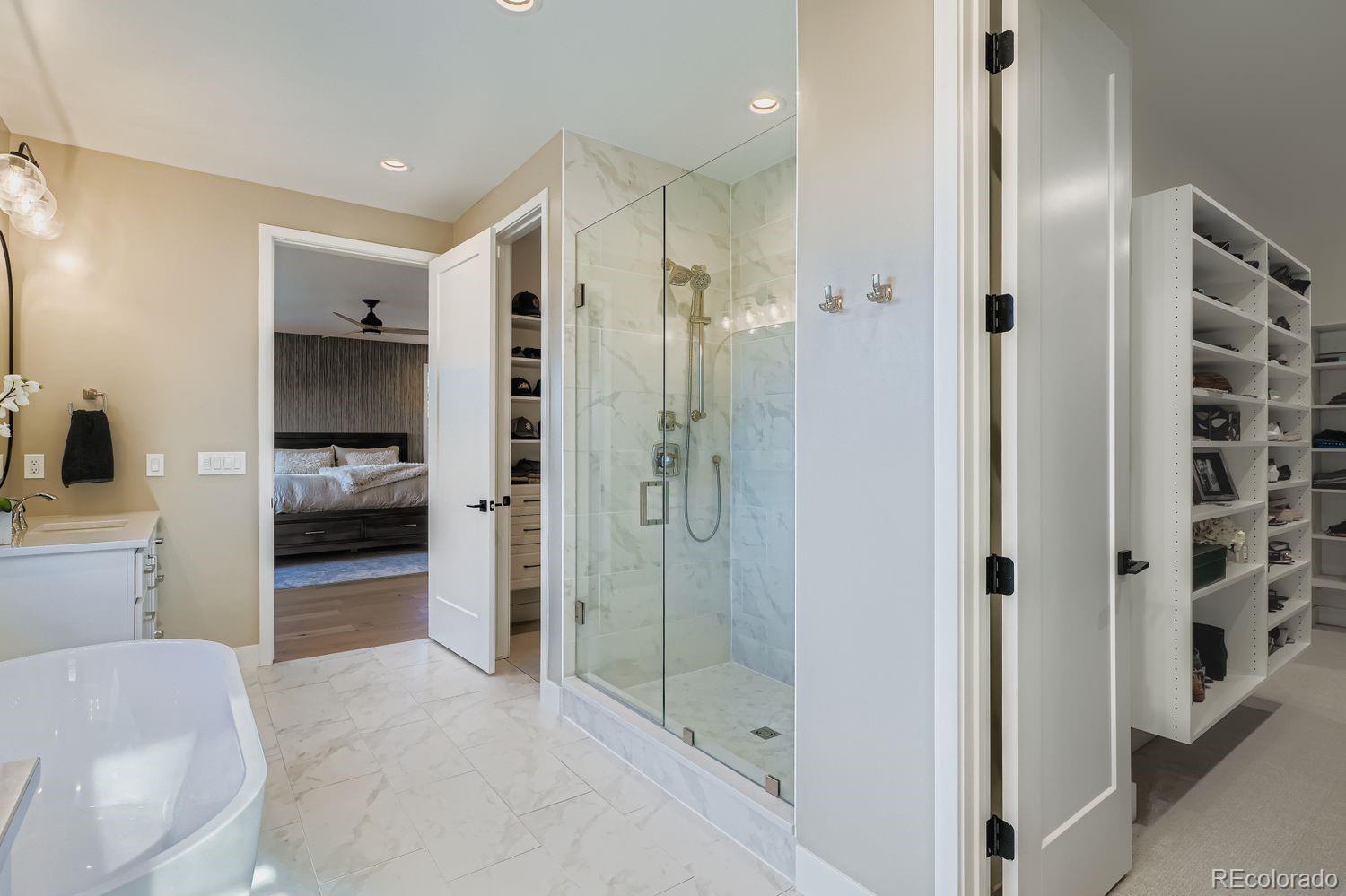 Denver, Colorado, 80210, United States, 5 Bedrooms Bedrooms, ,6 BathroomsBathrooms,Residential,Active,2010187