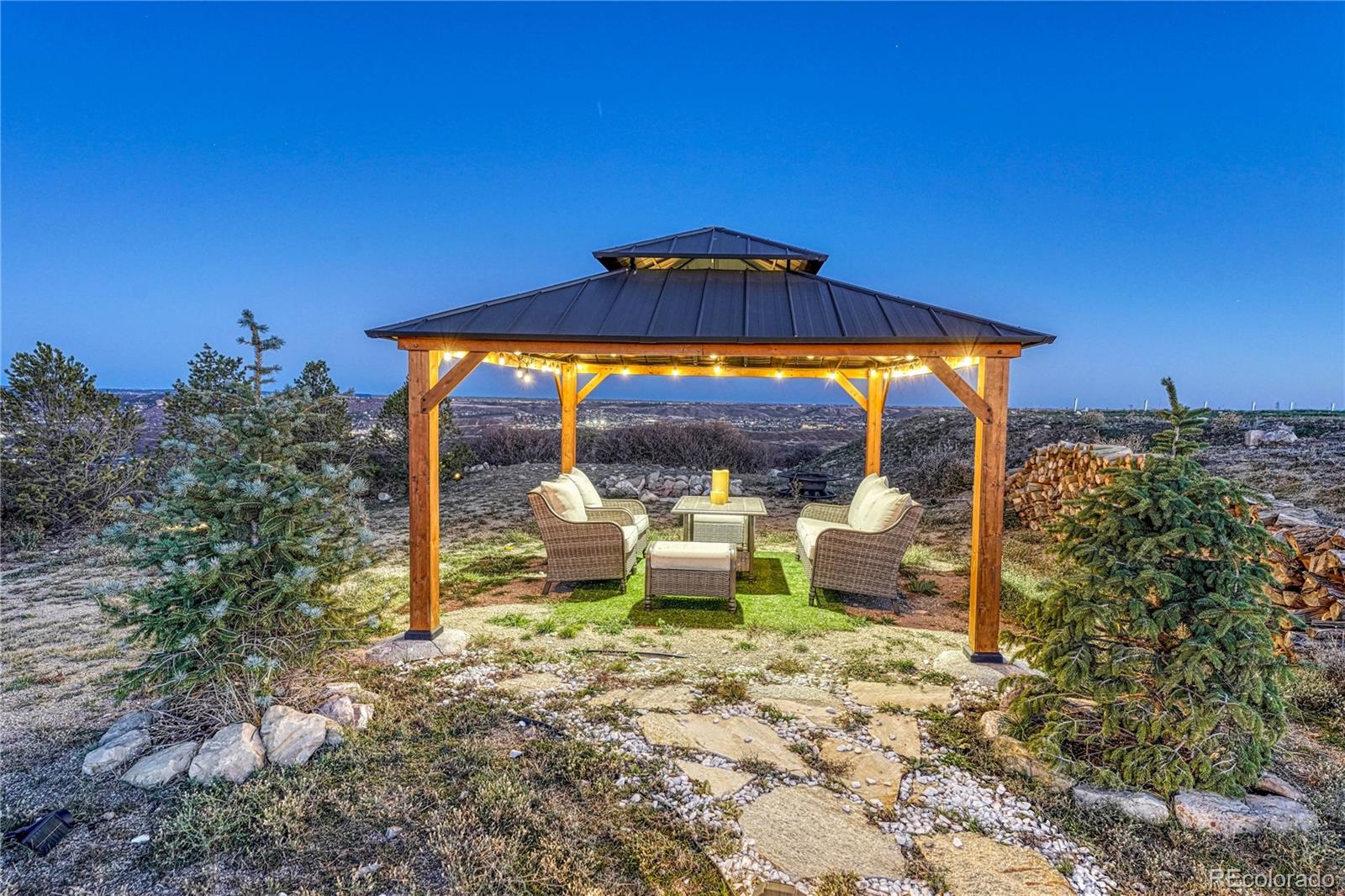 Castle Rock, Colorado, 80109, United States, 5 Bedrooms Bedrooms, ,6 BathroomsBathrooms,Residential,Active,1986908