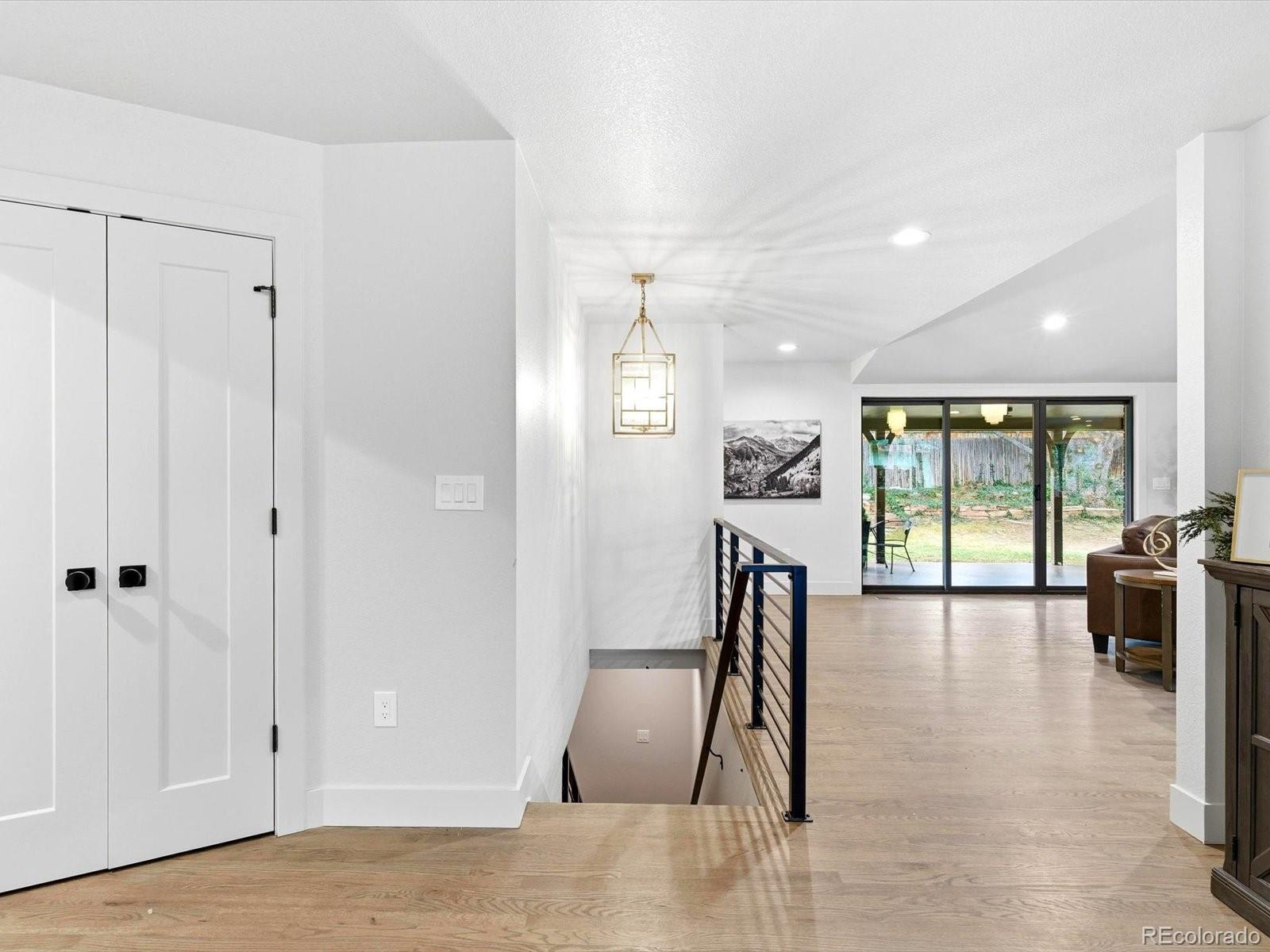 Englewood, Colorado, 80113, United States, 4 Bedrooms Bedrooms, ,5 BathroomsBathrooms,Residential,Active,2006786