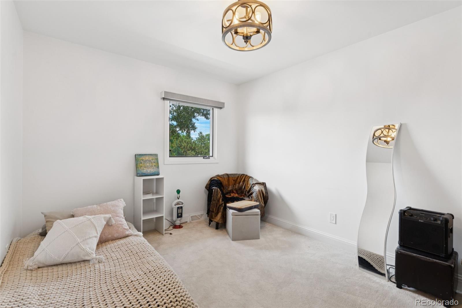 Greenwood Village, Colorado, 80111, United States, 5 Bedrooms Bedrooms, ,5 BathroomsBathrooms,Residential,Active,1907969