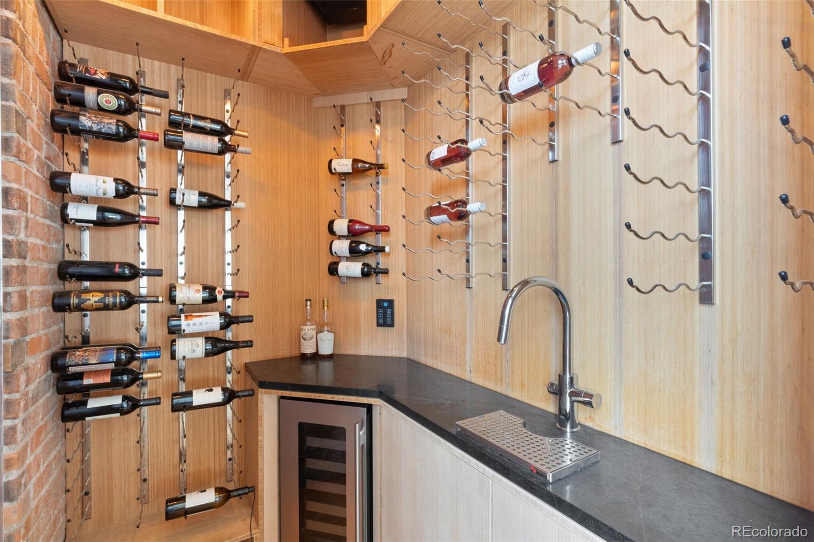 Colorado Springs, Colorado, 80903, United States, 3 Bedrooms Bedrooms, ,3 BathroomsBathrooms,Residential,Active,2010554