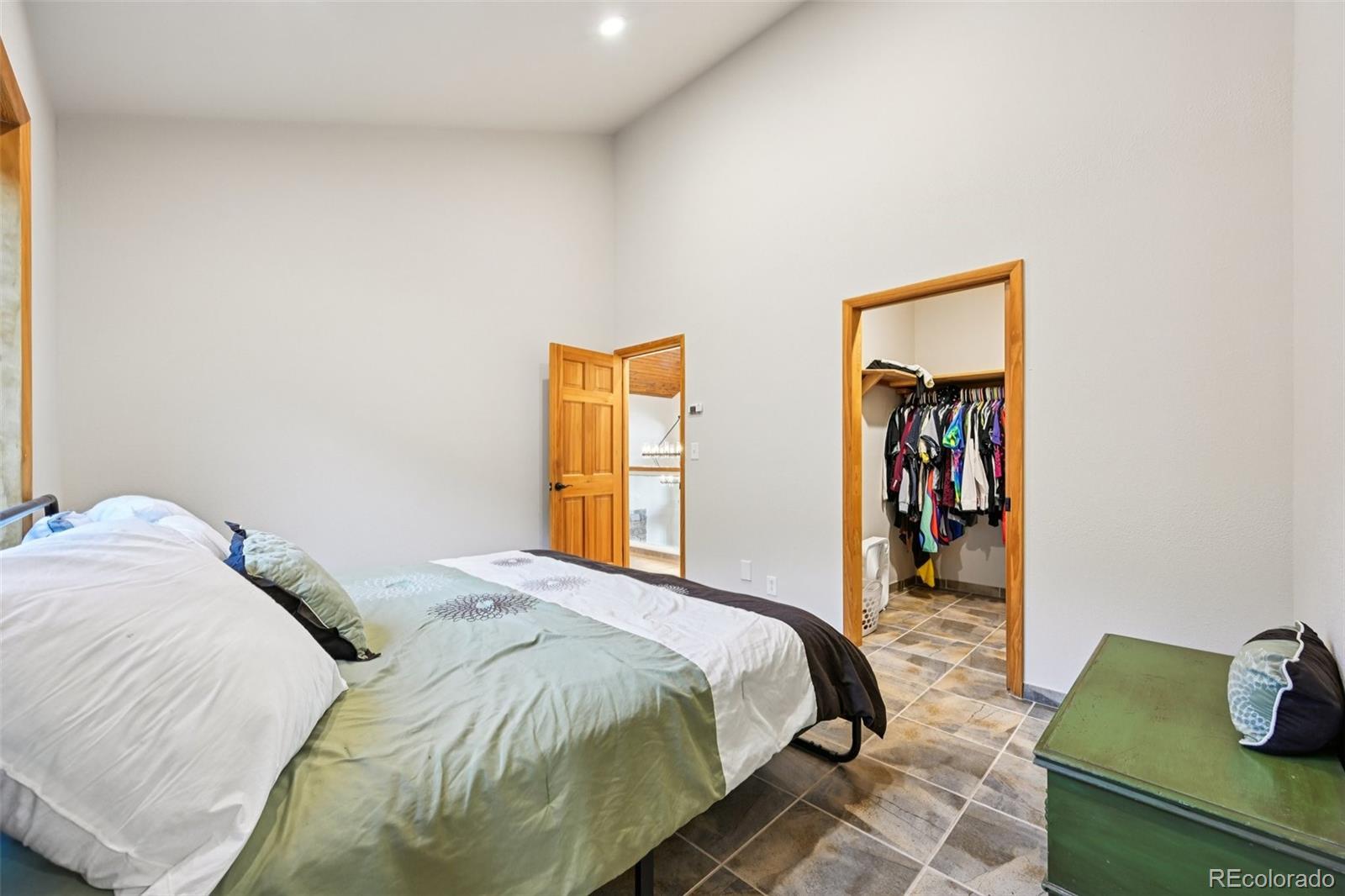 Manitou Springs, Colorado, 80829, United States, 6 Bedrooms Bedrooms, ,6 BathroomsBathrooms,Residential,Active,1997562