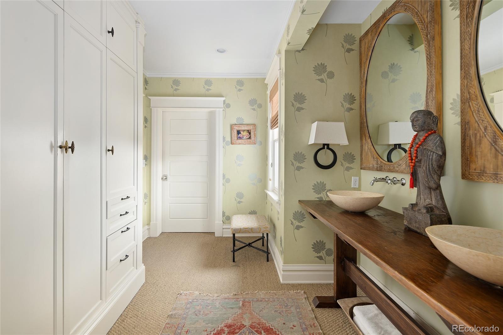 Denver, Colorado, 80220, United States, 5 Bedrooms Bedrooms, ,3 BathroomsBathrooms,Residential,Active,1973553