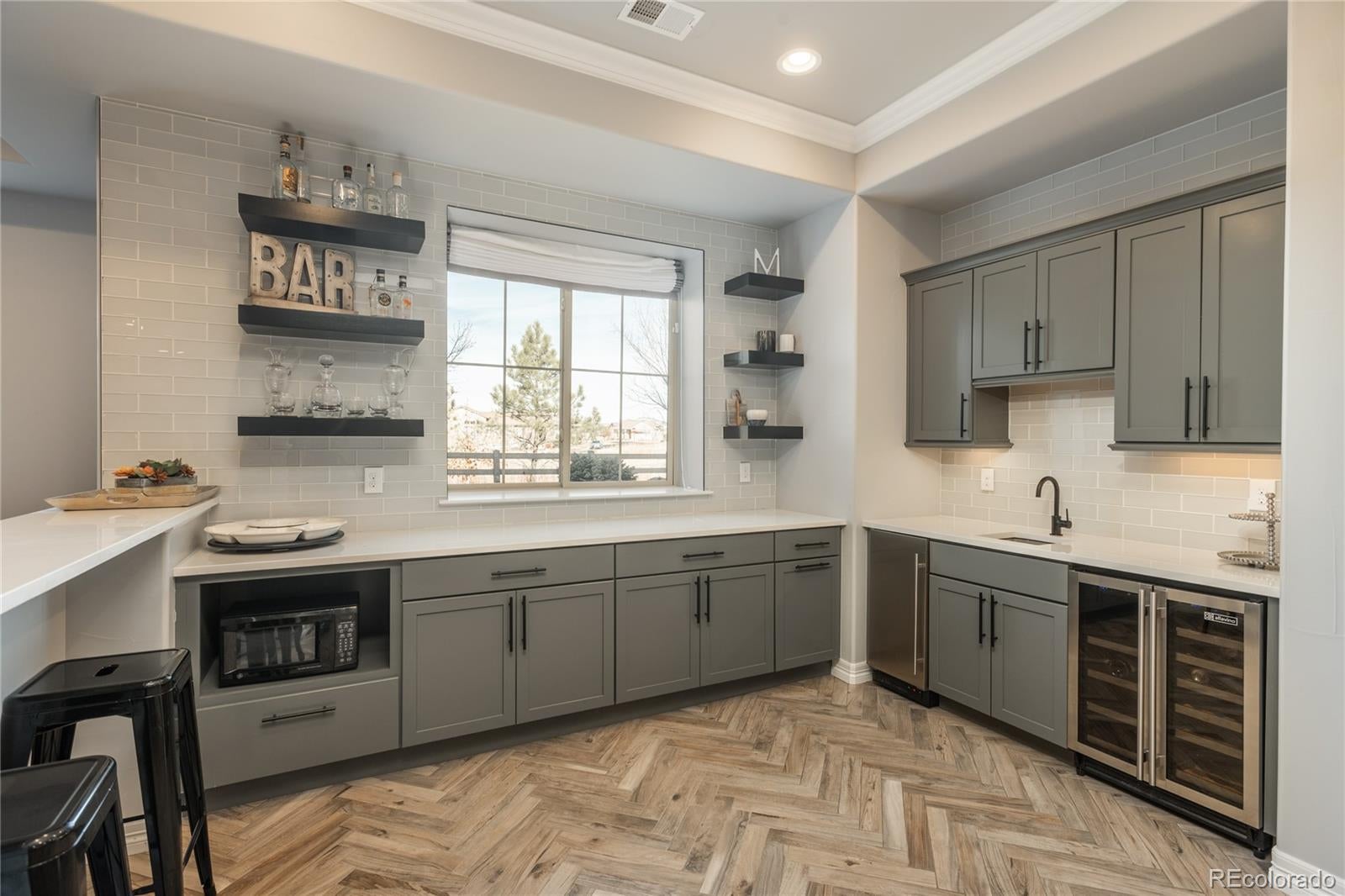 Highlands Ranch, Colorado, 80126, United States, 5 Bedrooms Bedrooms, ,6 BathroomsBathrooms,Residential,Active,2015841