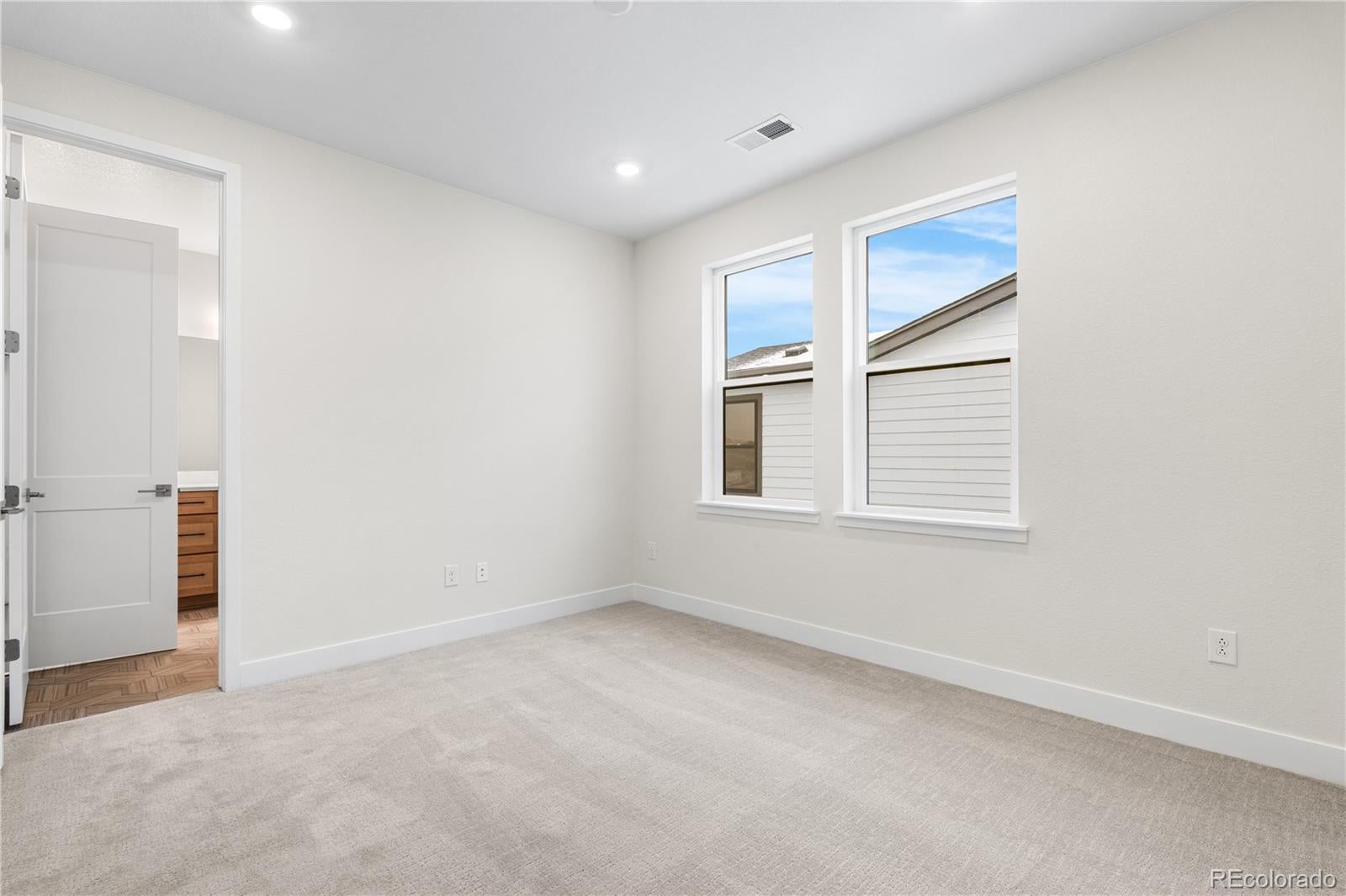 Lone Tree, Colorado, 80134, United States, 6 Bedrooms Bedrooms, ,6 BathroomsBathrooms,Residential,Active,2010173