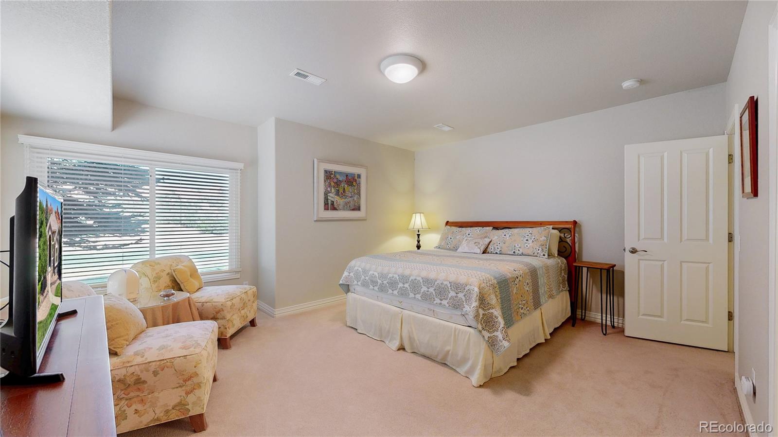 Littleton, Colorado, 80125, United States, 5 Bedrooms Bedrooms, ,4 BathroomsBathrooms,Residential,Active,1922552