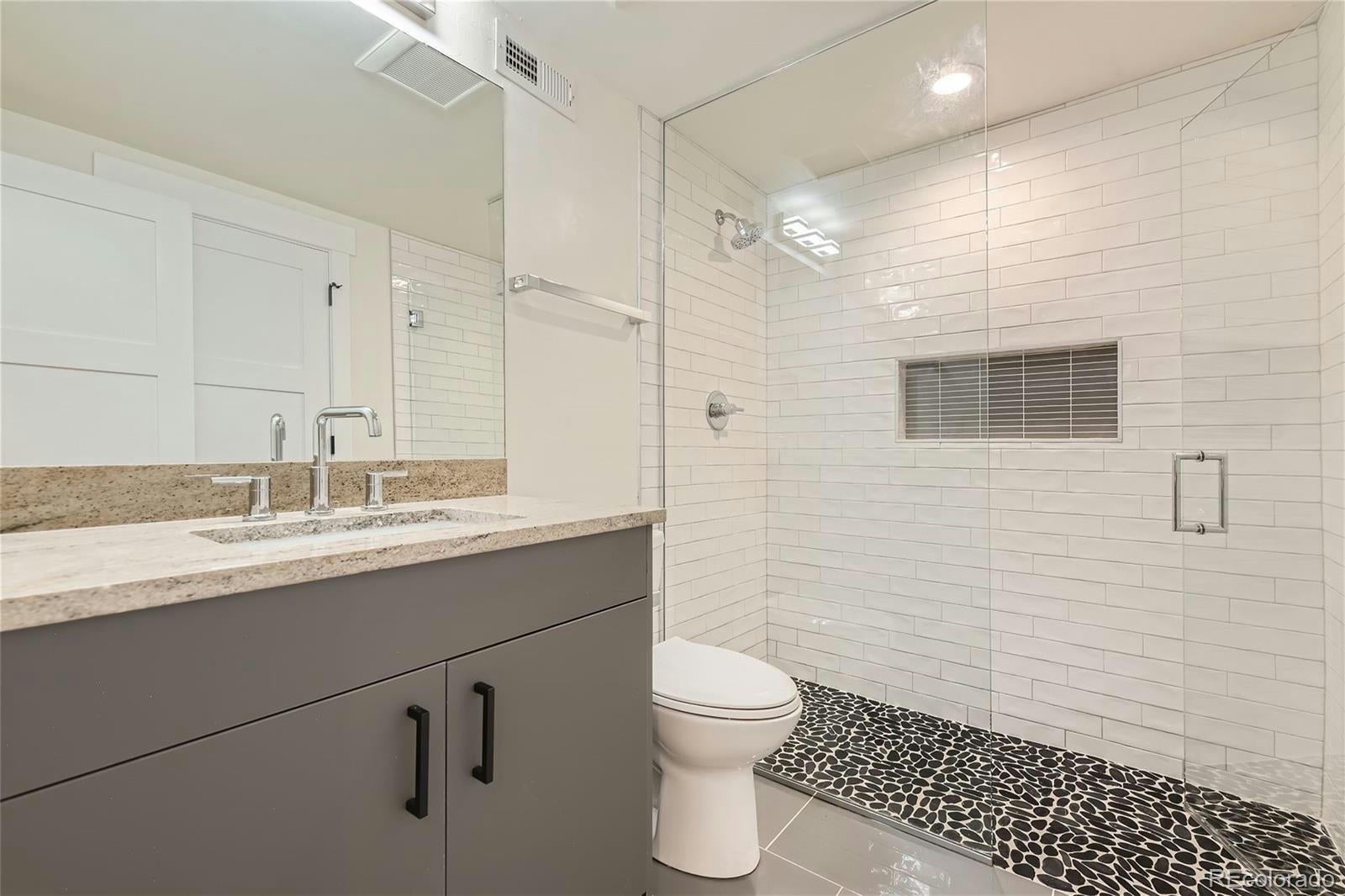 Denver, Colorado, 80222, United States, 6 Bedrooms Bedrooms, ,7 BathroomsBathrooms,Residential,Active,1769916