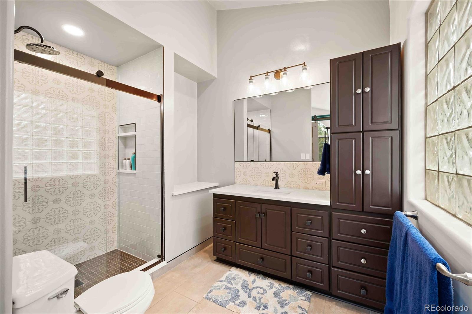 Golden, Colorado, 80401, United States, 4 Bedrooms Bedrooms, ,5 BathroomsBathrooms,Residential,Active,1922327