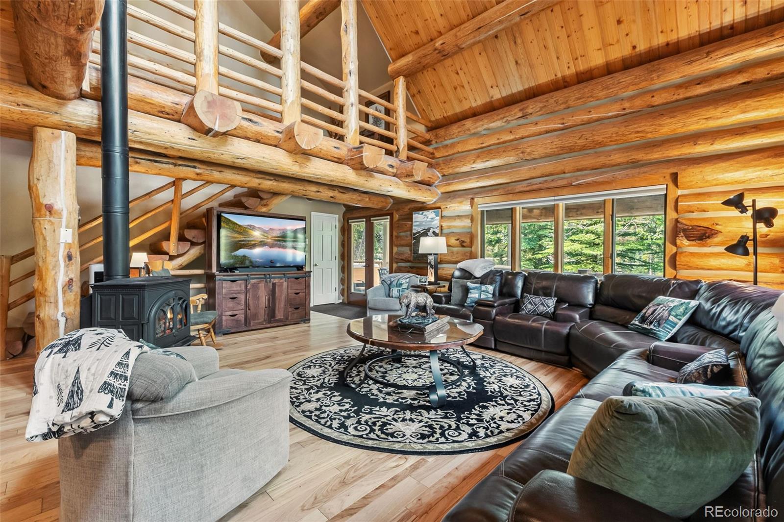 Breckenridge, Colorado, 80424, United States, 5 Bedrooms Bedrooms, ,4 BathroomsBathrooms,Residential,Active,1913984