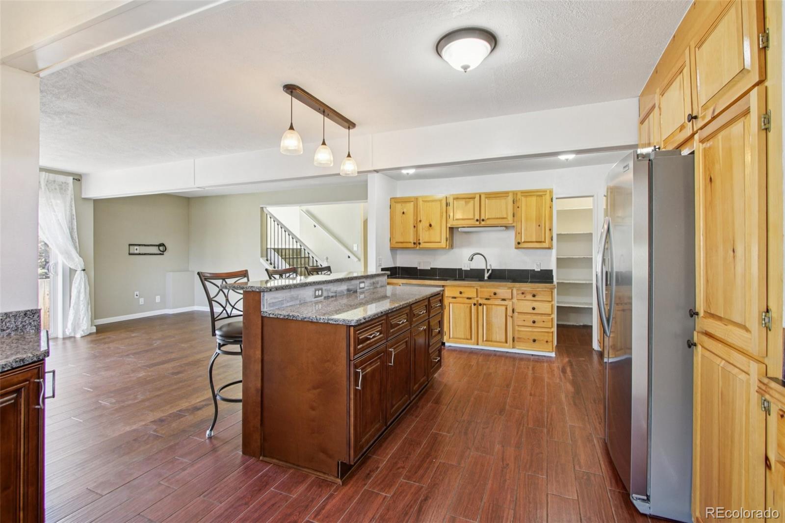 Silverthorne, Colorado, 80498, United States, 3 Bedrooms Bedrooms, ,2 BathroomsBathrooms,Residential,Active,1992542