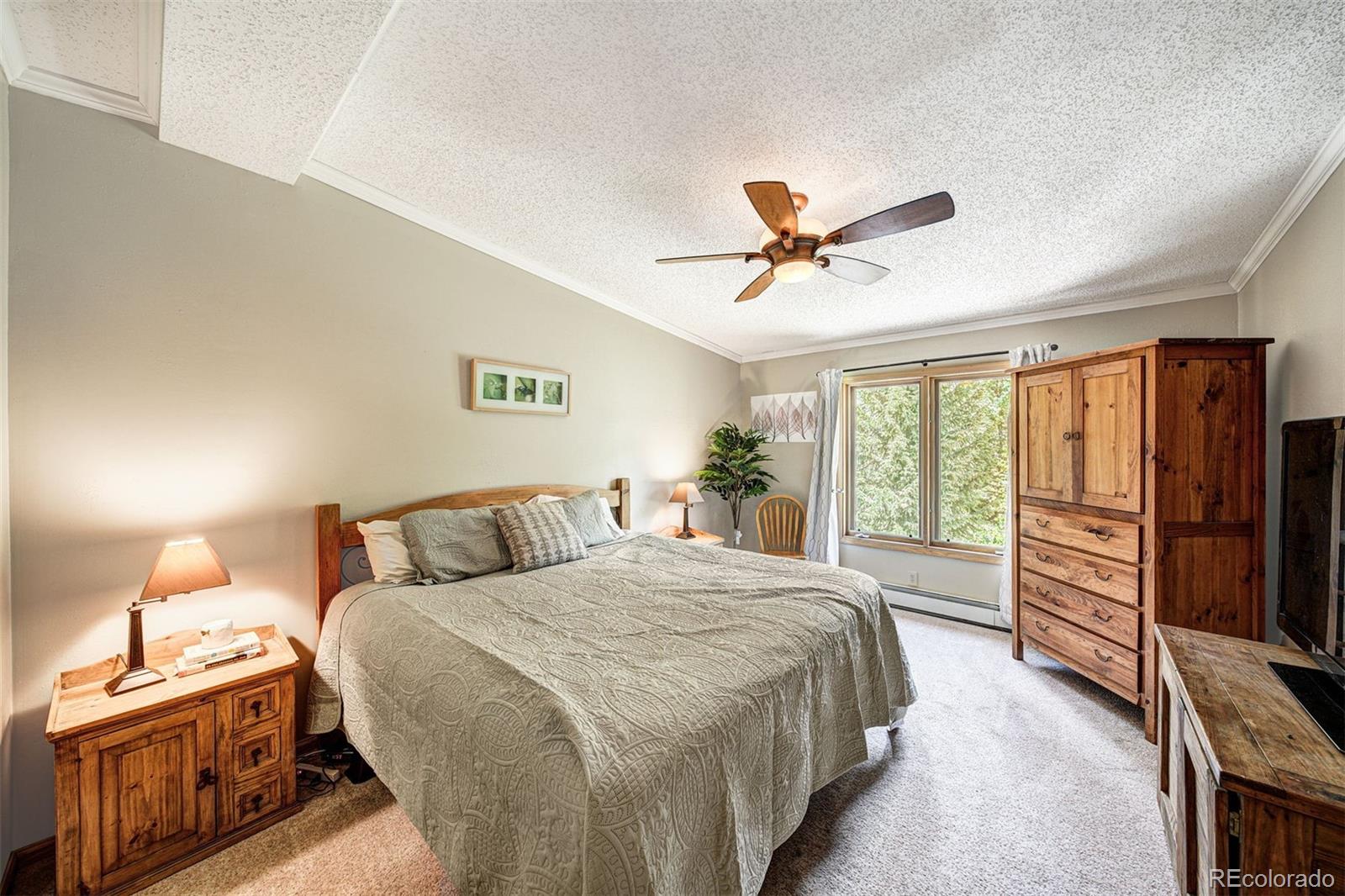 Breckenridge, Colorado, 80424, United States, 6 Bedrooms Bedrooms, ,5 BathroomsBathrooms,Residential,Active,1944016