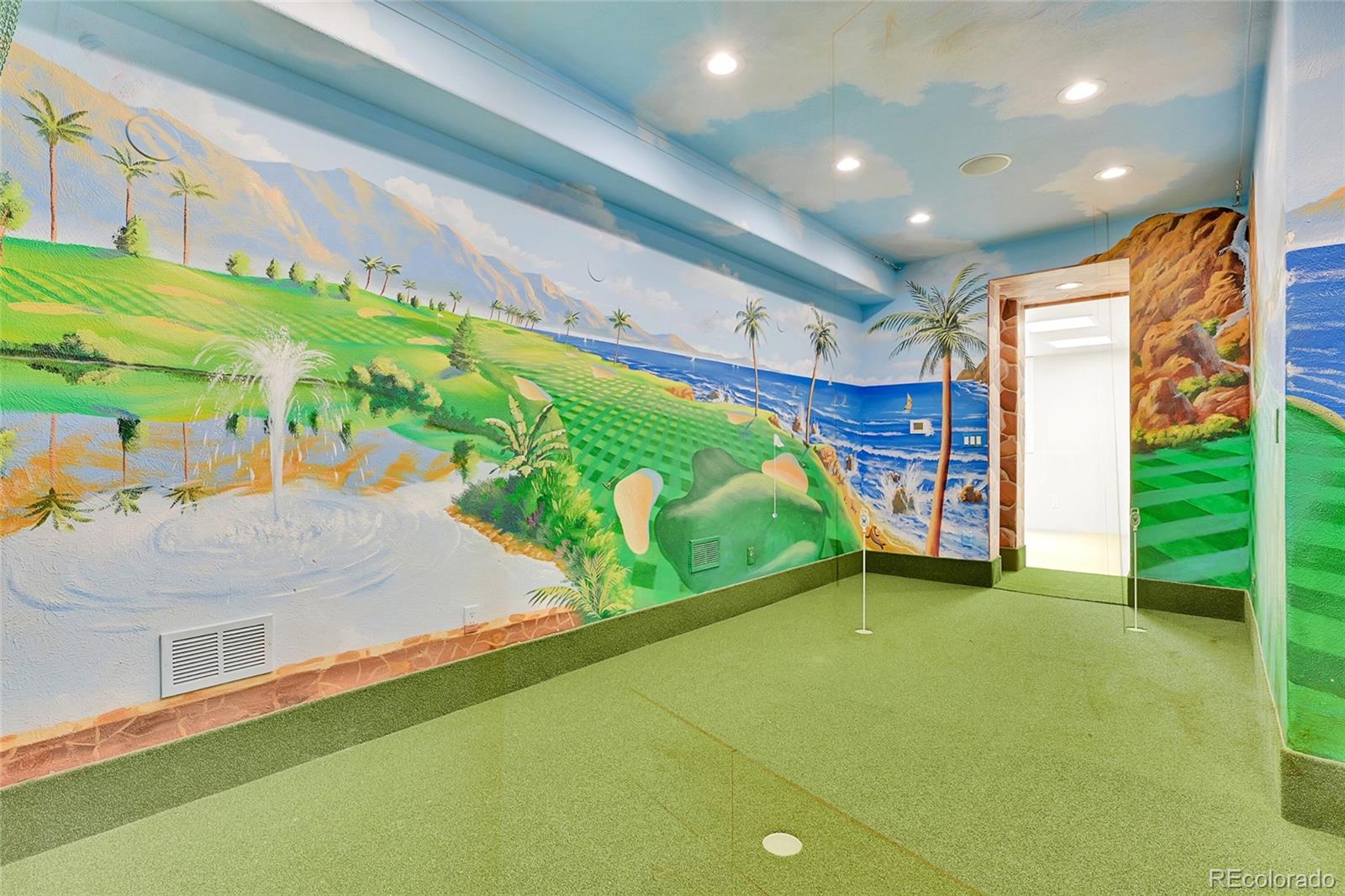 Lakewood, Colorado, 80227, United States, 4 Bedrooms Bedrooms, ,5 BathroomsBathrooms,Residential,Active,1831768