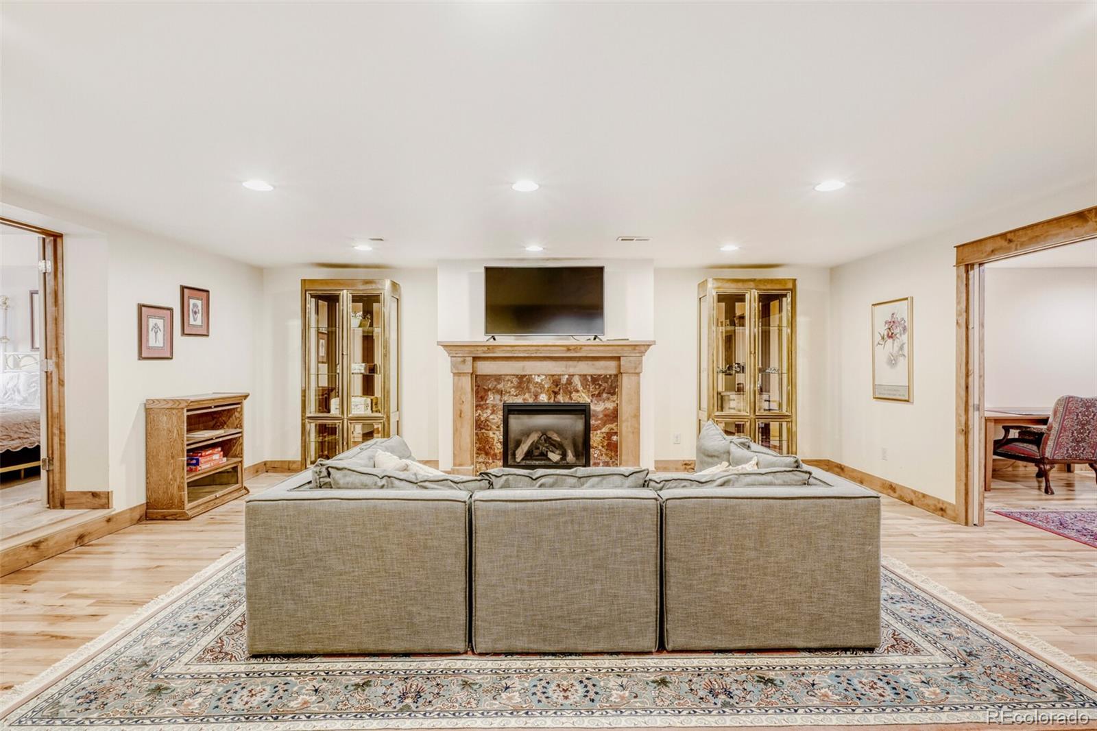 Denver, Colorado, 80210, United States, 4 Bedrooms Bedrooms, ,3 BathroomsBathrooms,Residential,Active,2017495