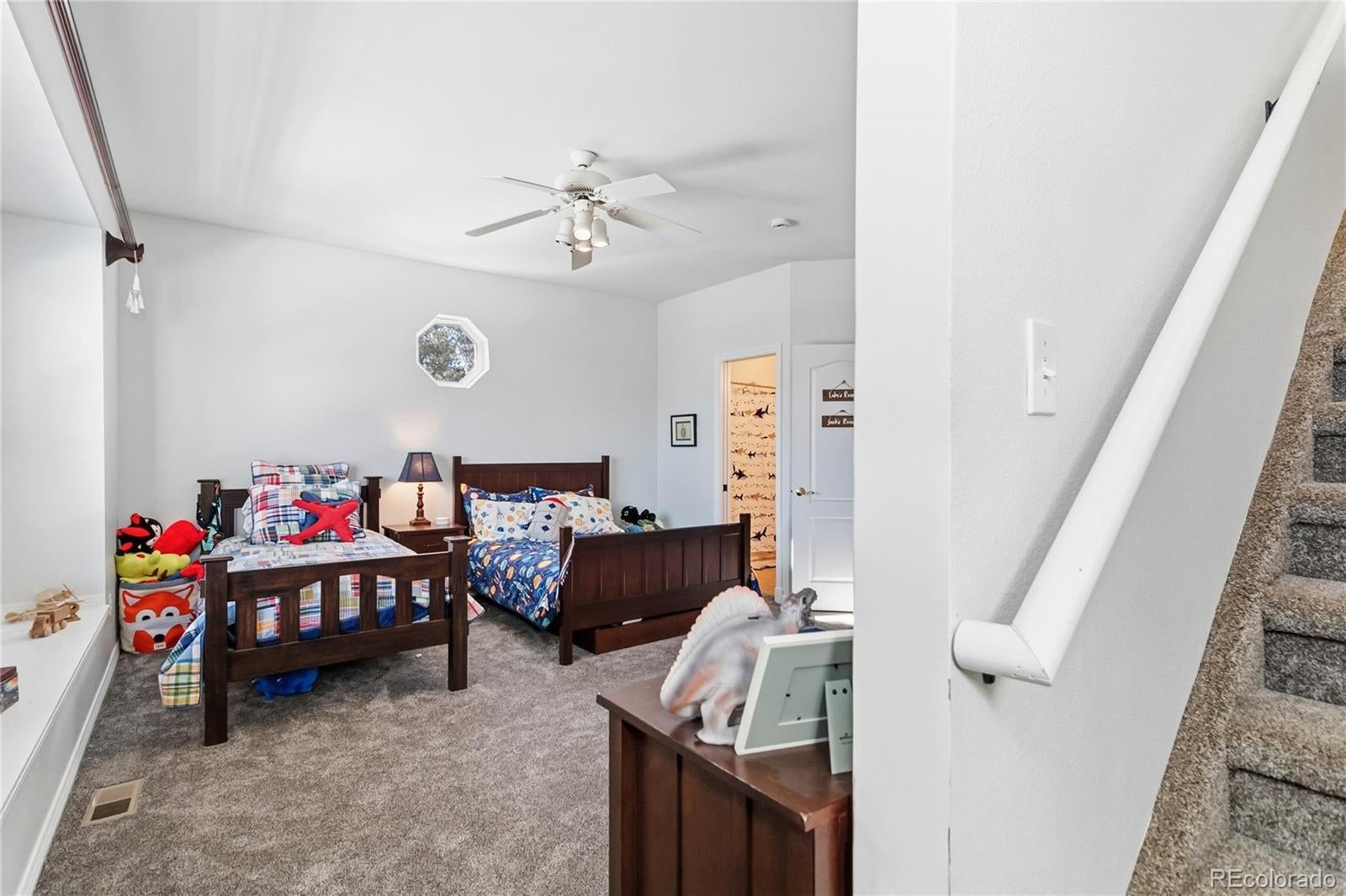 Colorado Springs, Colorado, 80908, United States, 9 Bedrooms Bedrooms, ,6 BathroomsBathrooms,Residential,Active,2015791