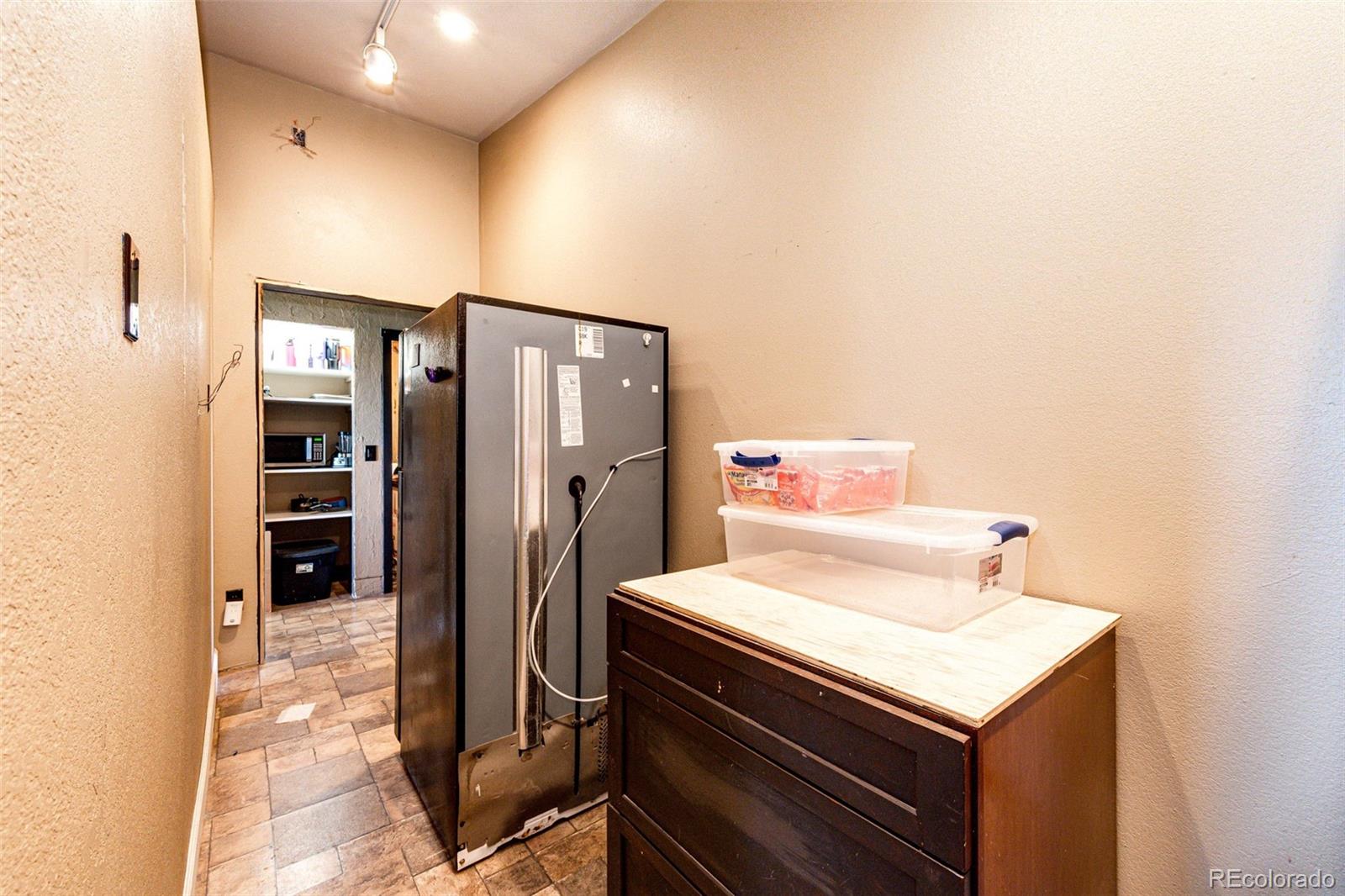 Elbert, Colorado, 80106, United States, 6 Bedrooms Bedrooms, ,7 BathroomsBathrooms,Residential,Active,1871600