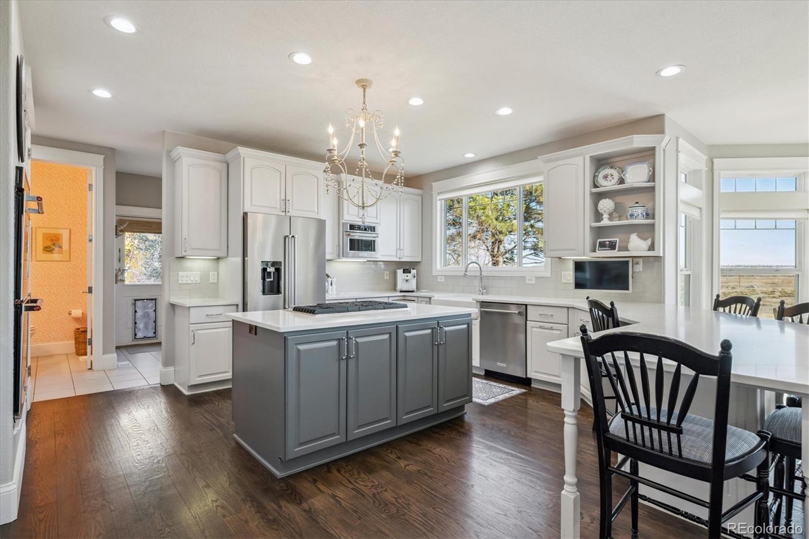 Englewood, Colorado, 80111, United States, 5 Bedrooms Bedrooms, ,6 BathroomsBathrooms,Residential,Active,2012235