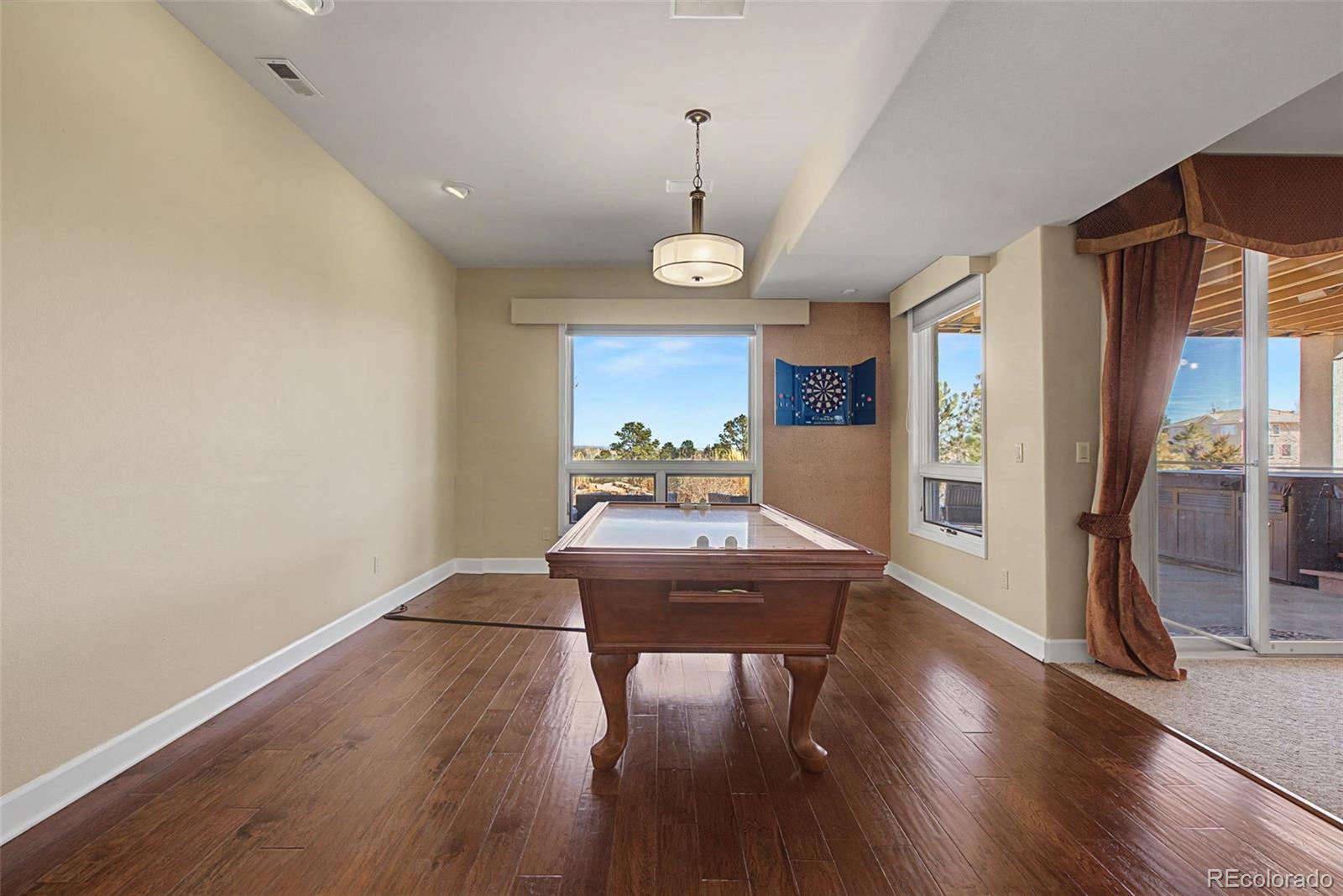 Colorado Springs, Colorado, 80906, United States, 4 Bedrooms Bedrooms, ,4 BathroomsBathrooms,Residential,Active,2017102