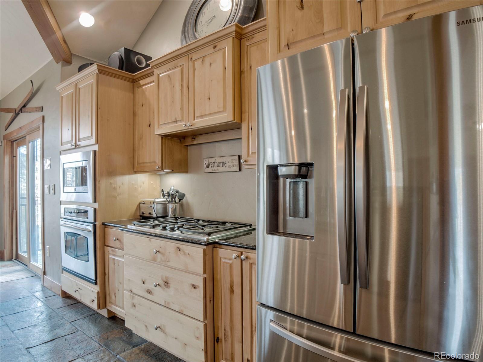 Silverthorne, Colorado, 80498, United States, 5 Bedrooms Bedrooms, ,4 BathroomsBathrooms,Residential,Active,1961917