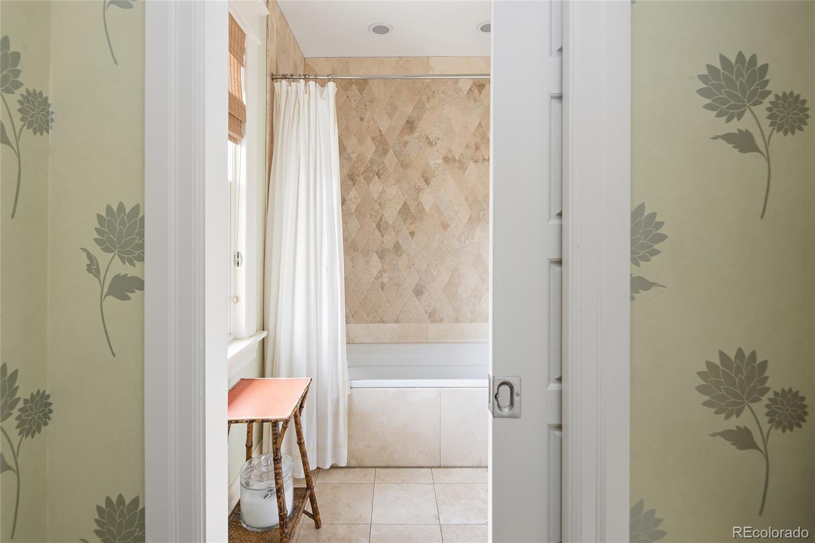 Denver, Colorado, 80220, United States, 5 Bedrooms Bedrooms, ,3 BathroomsBathrooms,Residential,Active,1973553