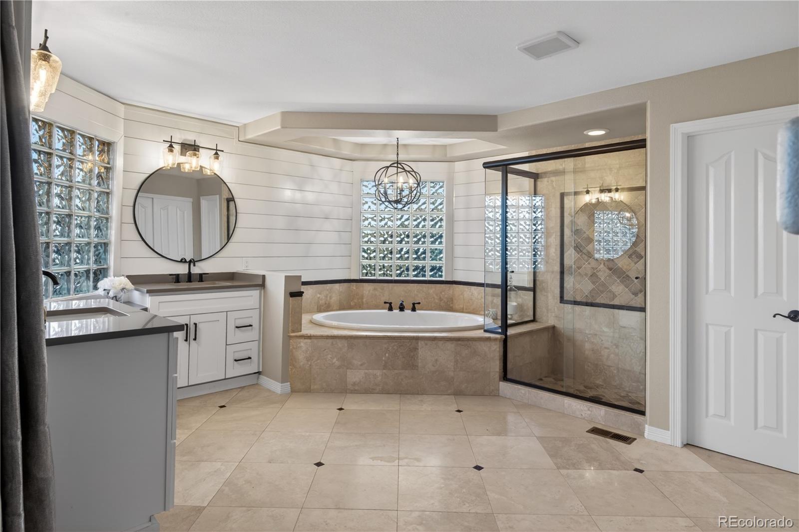 Highlands Ranch, Colorado, 80126, United States, 4 Bedrooms Bedrooms, ,4 BathroomsBathrooms,Residential,Contingent,2045675