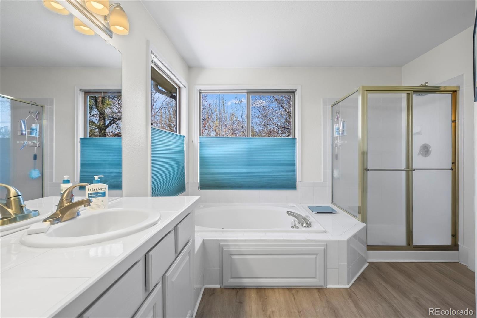 Boulder, Colorado, 80301, United States, 6 Bedrooms Bedrooms, ,4 BathroomsBathrooms,Residential,Active,1944048