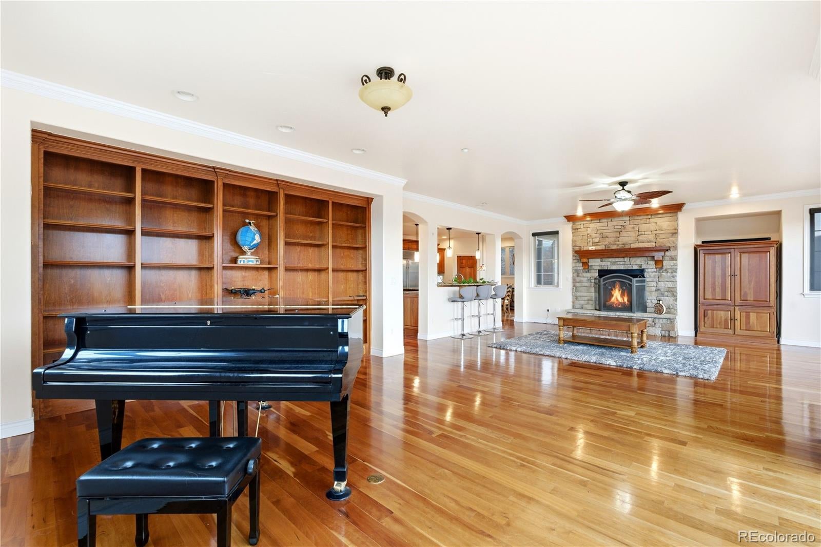 Castle Rock, Colorado, 80104, United States, 4 Bedrooms Bedrooms, ,4 BathroomsBathrooms,Residential,Active,2006935