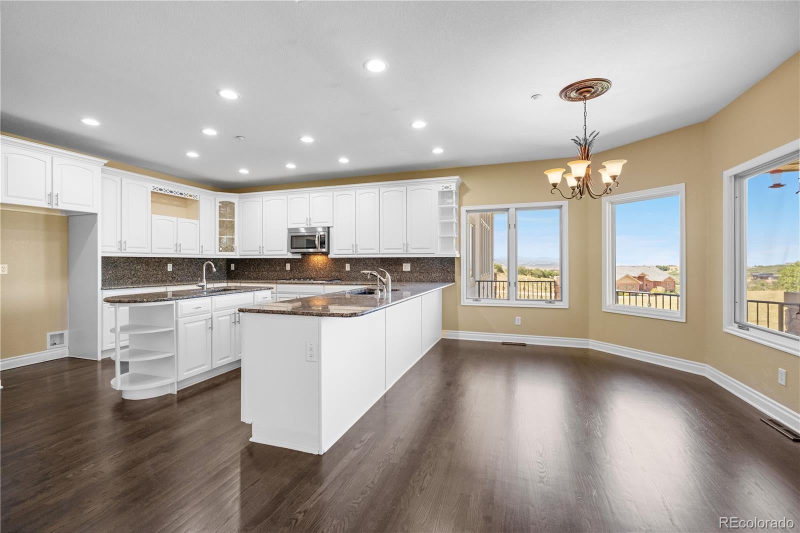 Castle Rock, Colorado, 80109, United States, 5 Bedrooms Bedrooms, ,6 BathroomsBathrooms,Residential,Active,1905040
