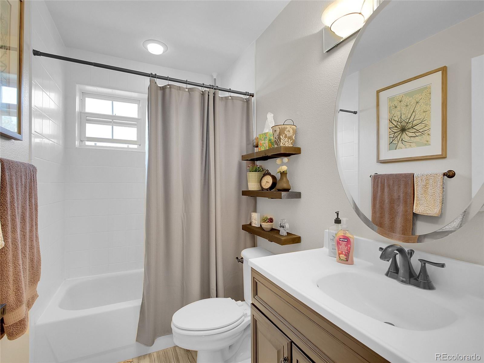 Golden, Colorado, 80403, United States, 5 Bedrooms Bedrooms, ,4 BathroomsBathrooms,Residential,Active,1922337