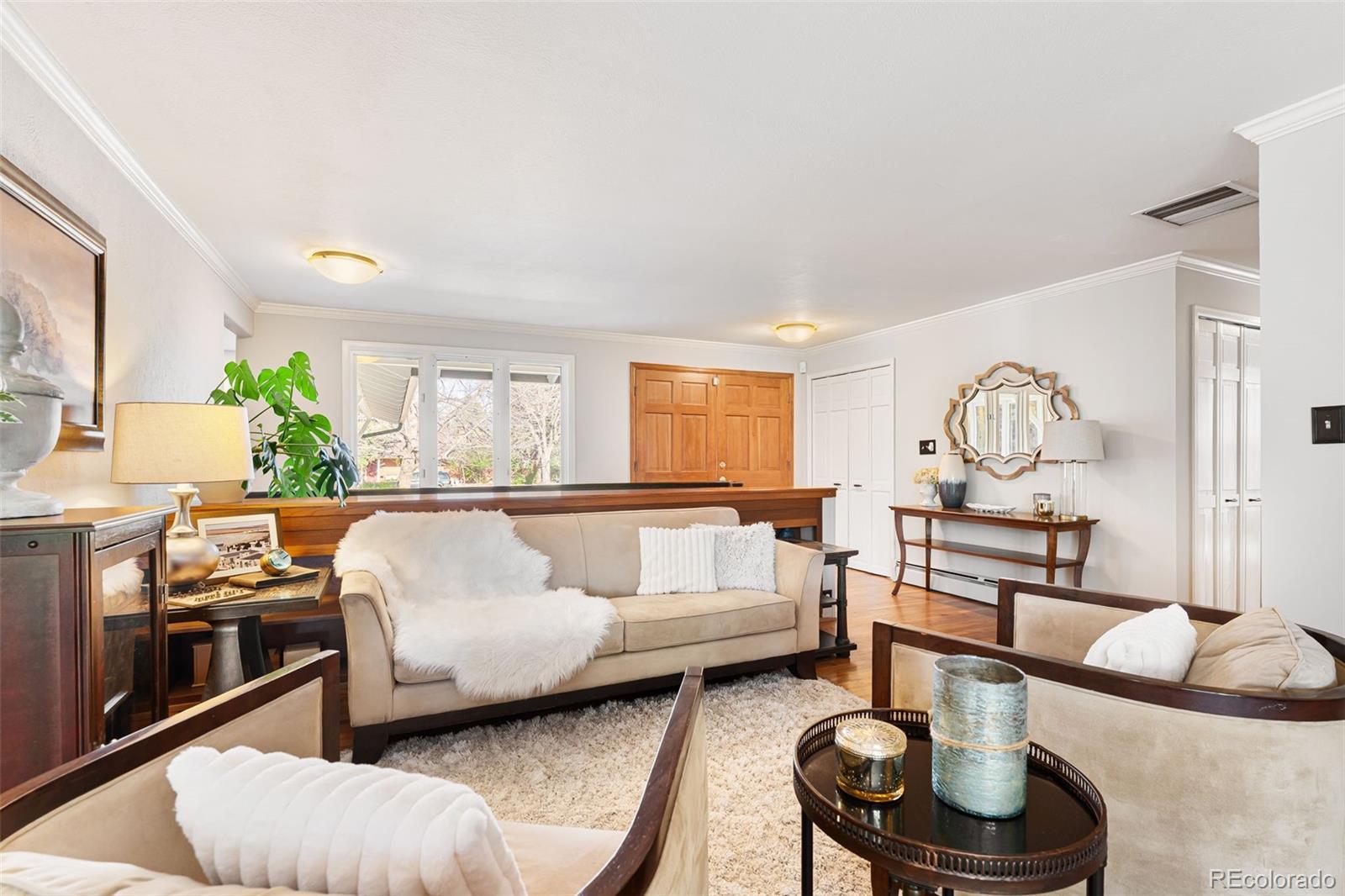 Littleton, Colorado, 80123, United States, 4 Bedrooms Bedrooms, ,3 BathroomsBathrooms,Residential,Active,2045011